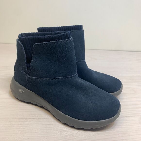 SKECHERS On The GO Joy Undergrad Womens Size 7 Boots Booties Navy Suede - Picture 1 of 11